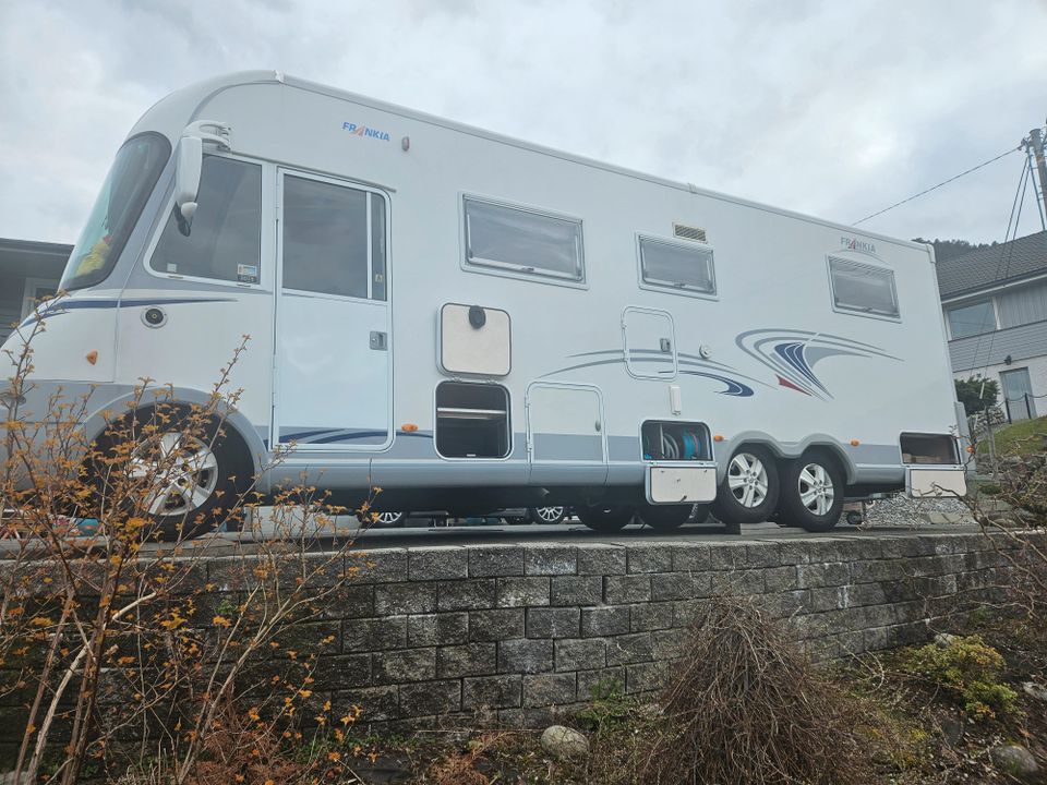FIÂT  Frankia 820 classe luxe